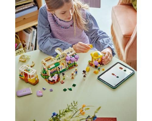 LEGO Friends Zielona kawiarnia i kwiaciarnia (42671)