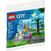 LEGO City Wybieg dla psów i hulajnoga (30639)
