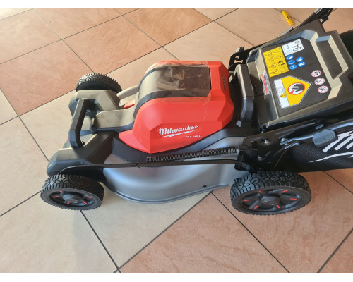 Milwaukee MILWAUKEE.MOWER M18F2LM46-0 2x18V 46cm