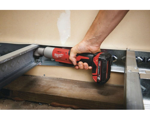 MILWAUKEE. IMPACT DRIVER M18BRAID-0 ANGLE 81Nm