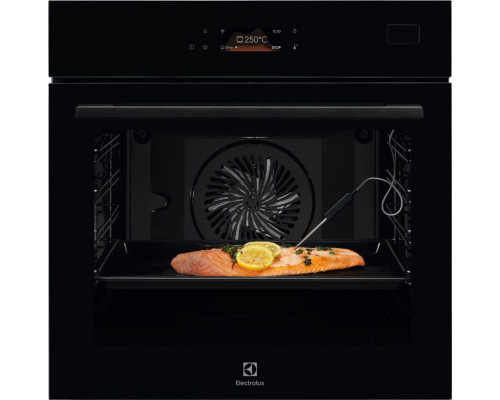70l.talpos įmontuojama garinė juodos spalvos orkaitė Electrolux EOB8S39WZ