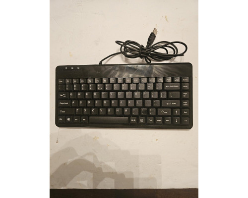 Perixx PERIBOARD-409 H, US, Mini USB-klawiatura, 2 Hubs, czarny (US-Layout)