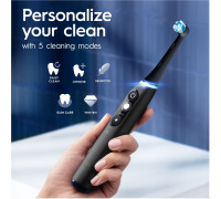 Oral-B iO Series 7s electric toothbrush, black