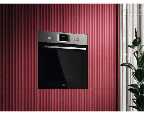AEG OU5AB20SM z pyrolyzą