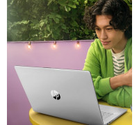 Laptop HP Laptop 17-cp2007ny - Ryzen 5 7520U, 8GB, 512GB SSD, 17.3" FHD 250-nit AG, 720p cam, FPR, US backlit keyboard, 41Wh, Natural Silver, Win 11 Home, 1 years
