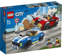LEGO City Aresztowanie na autostradzie (60242)